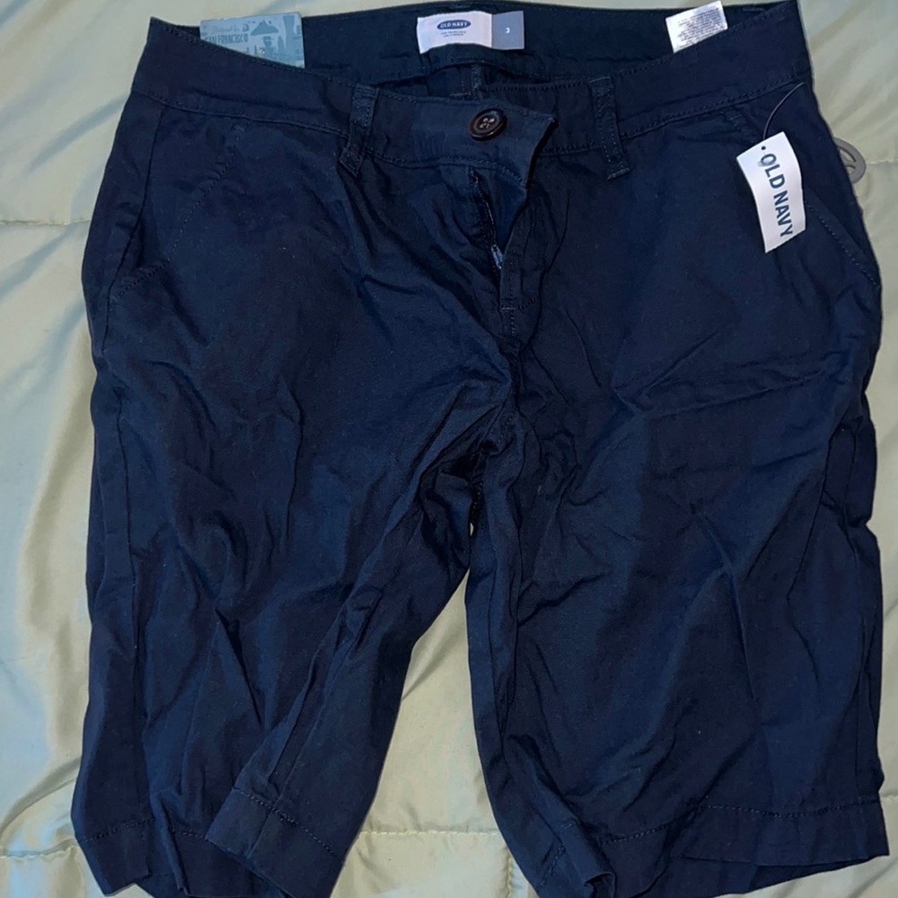 Navy blue capris